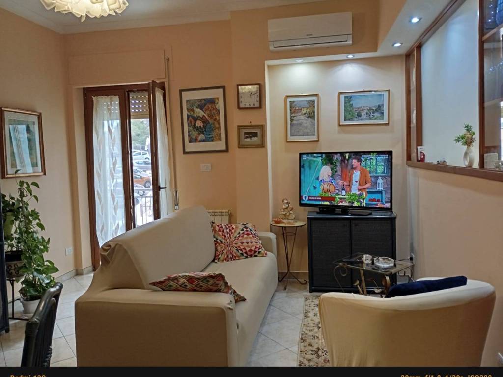 appartamento in vendita a Crotone in zona Centro Città