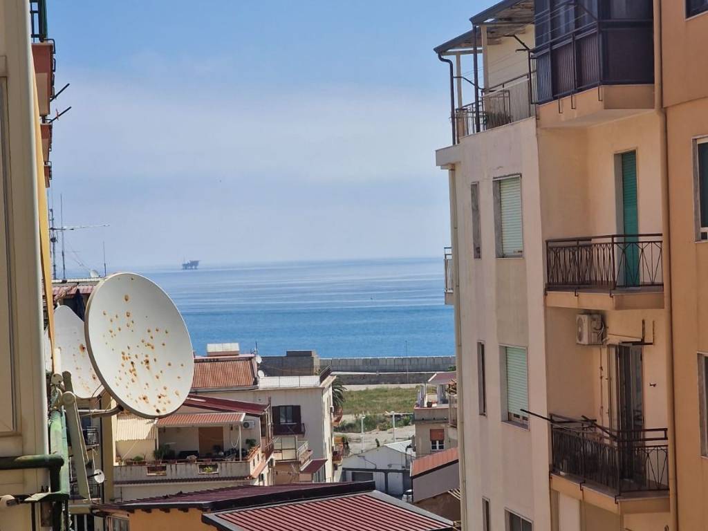 appartamento in vendita a Crotone in zona Città Vecchia