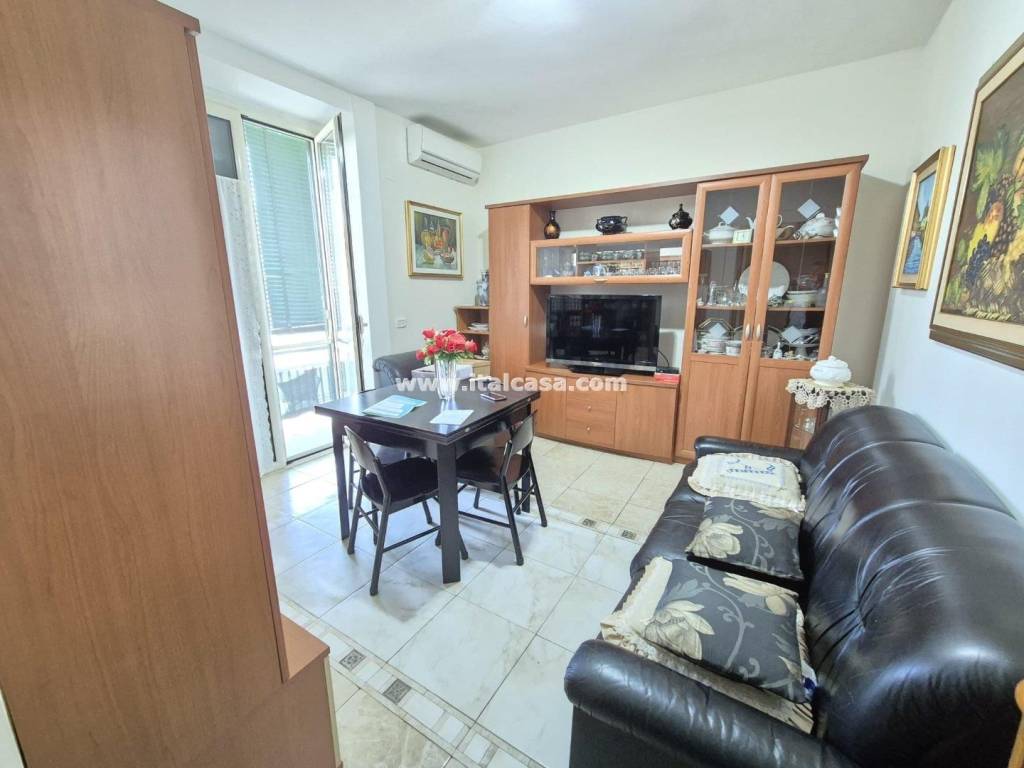 appartamento in vendita a Crotone in zona Centro Città
