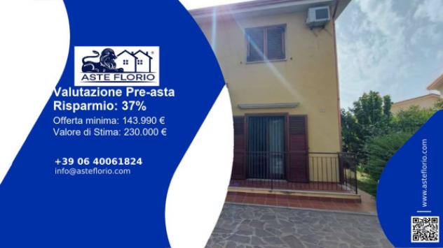 casa indipendente in vendita a Crotone