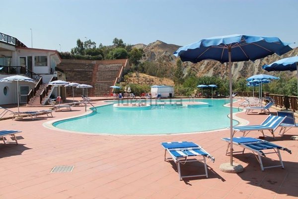 casa indipendente in vendita a Crotone in zona Centro Città