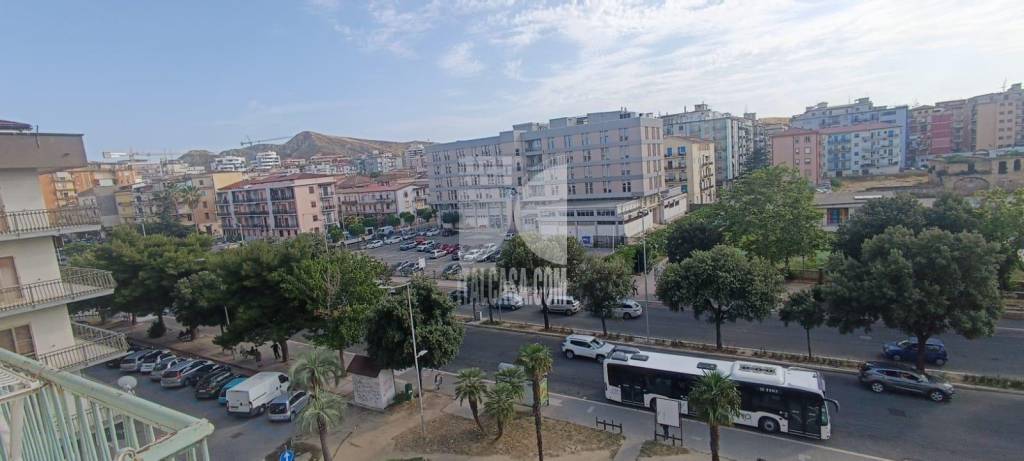 appartamento in vendita a Crotone in zona Centro Città