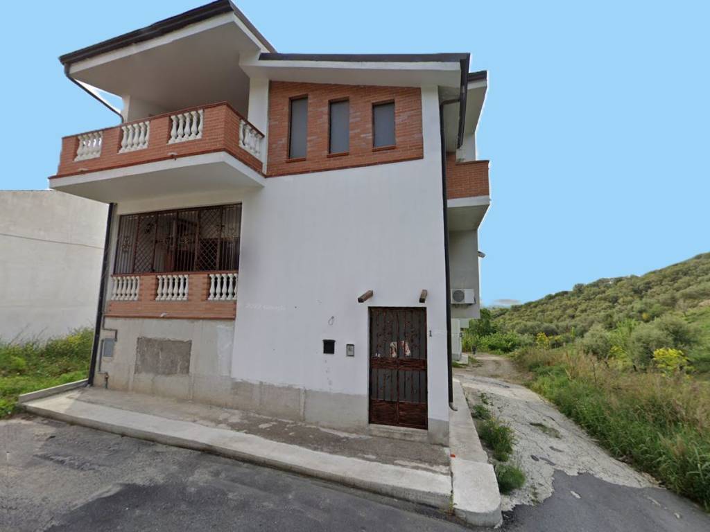 casa indipendente in vendita a Crotone