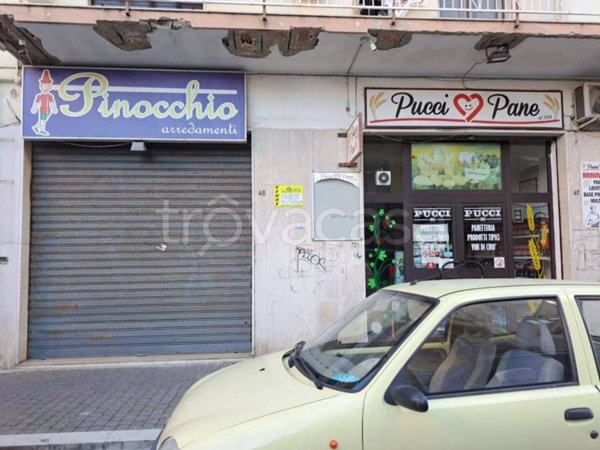negozio in vendita a Crotone in zona Centro Città