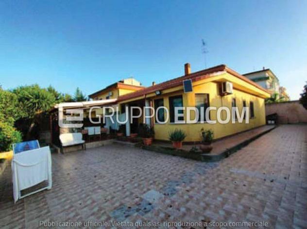 casa indipendente in vendita a Crotone