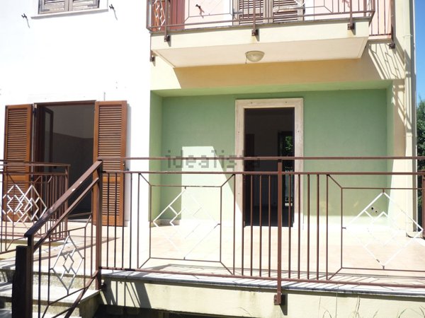 casa indipendente in vendita a Crotone