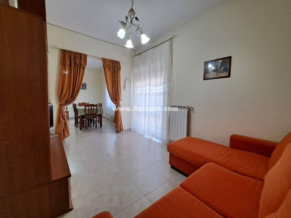 appartamento in vendita a Crotone in zona Città Vecchia