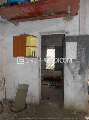 locale commerciale in vendita a Crotone