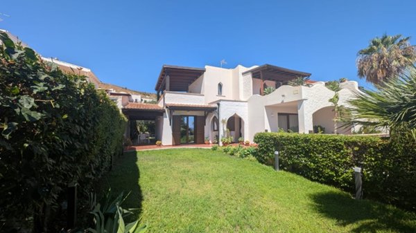 casa indipendente in vendita a Crotone