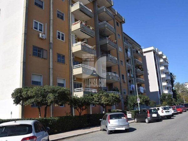 appartamento in vendita a Crotone in zona Tufolo