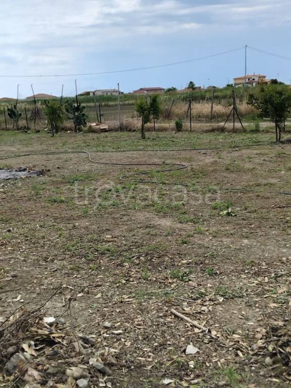 terreno agricolo in vendita a Crotone in zona Margherita