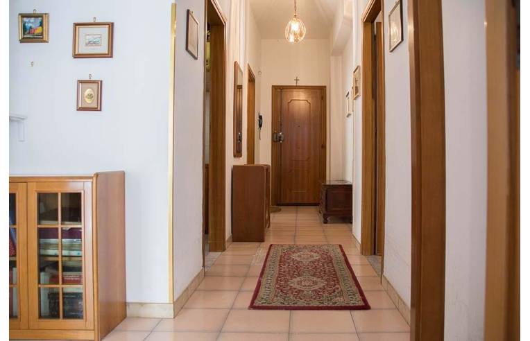 appartamento in vendita a Crotone in zona Centro Città