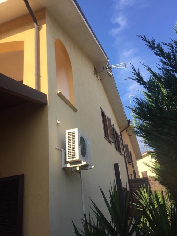 casa indipendente in vendita a Crotone