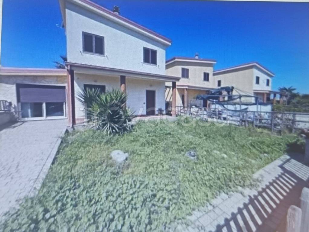 casa indipendente in vendita a Crotone