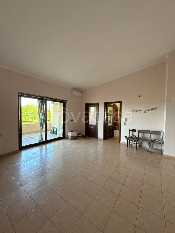 appartamento in vendita a Crotone in zona Farina