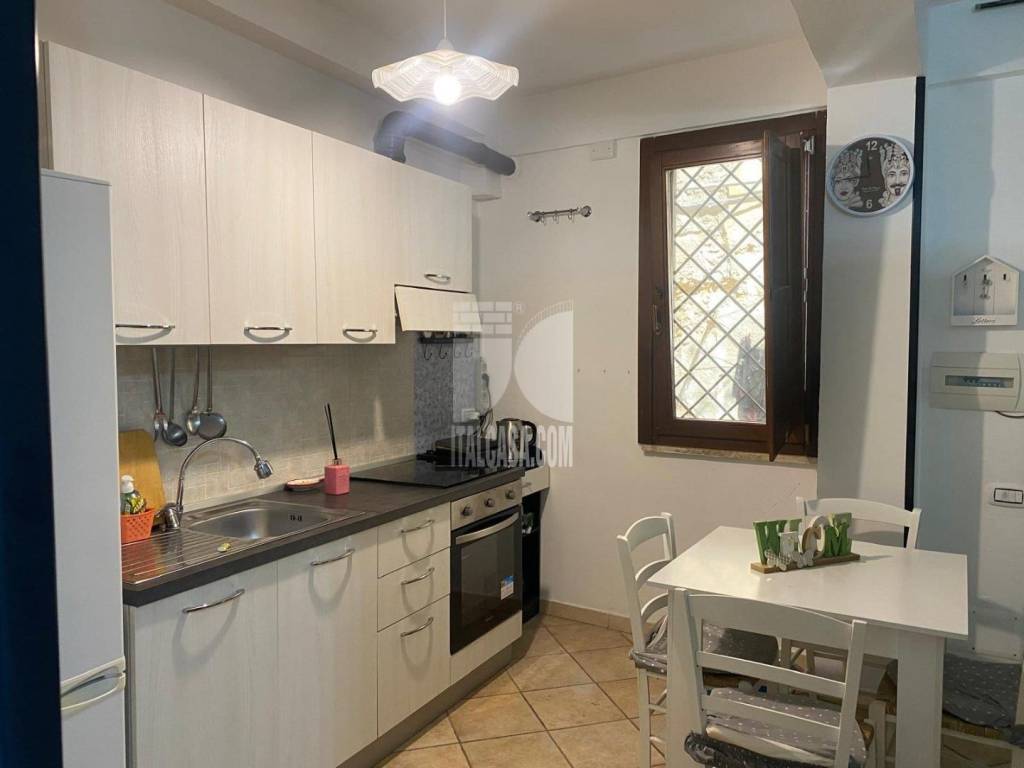 appartamento in vendita a Crotone in zona Città Vecchia