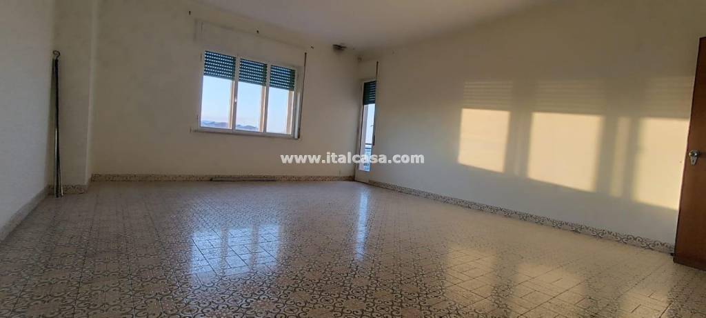 appartamento in vendita a Crotone in zona Centro Città