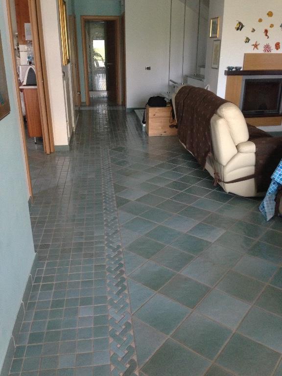 casa indipendente in vendita a Crotone in zona Centro Città