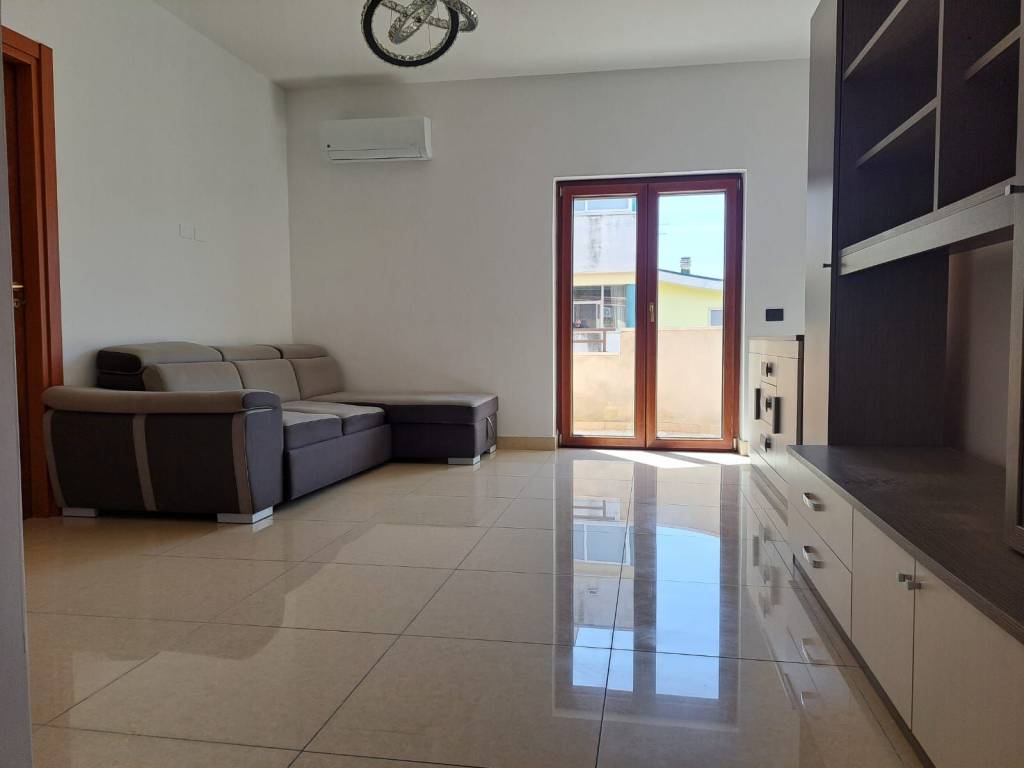 appartamento in vendita a Crotone in zona Centro Città