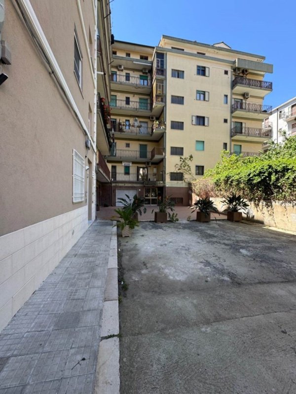 appartamento in vendita a Crotone in zona Centro Città