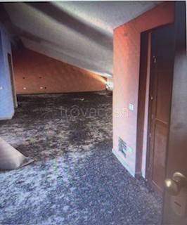 locale commerciale in vendita a Crotone