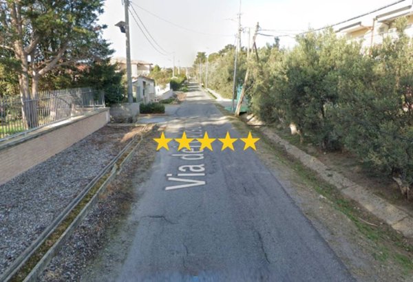 casa indipendente in vendita a Crotone