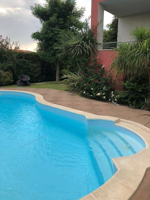 casa indipendente in vendita a Crotone in zona Farina