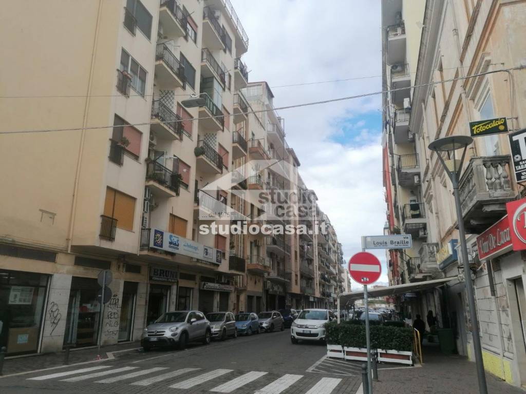appartamento in vendita a Crotone in zona Centro Città