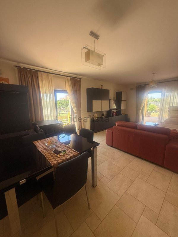 casa indipendente in vendita a Crotone in zona Margherita