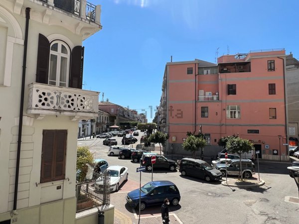 appartamento in vendita a Crotone in zona Centro Città