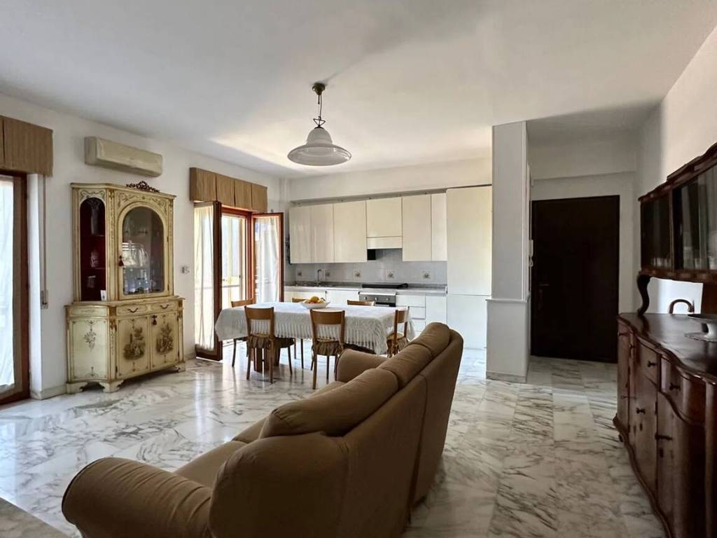 appartamento in vendita a Crotone