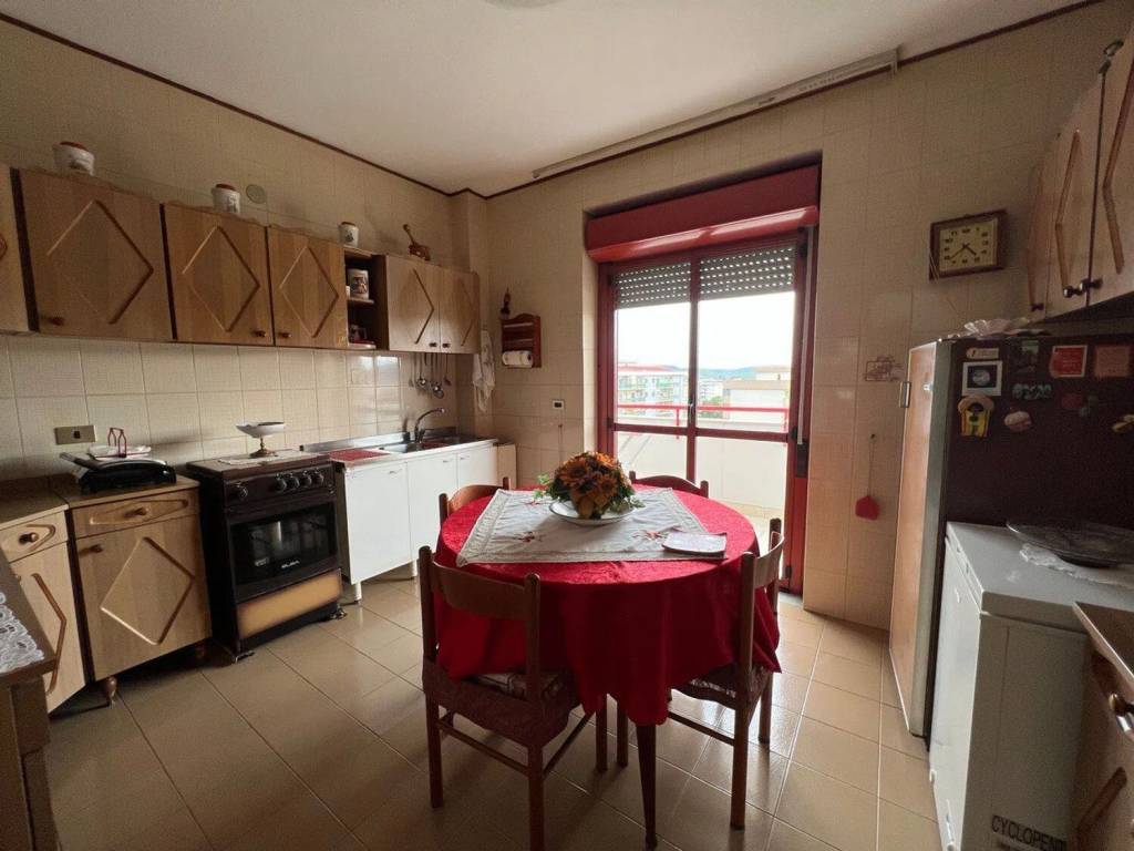 appartamento in vendita a Crotone in zona Tufolo