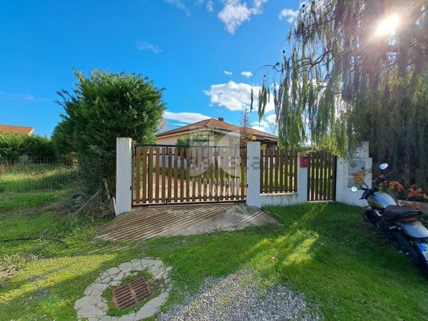 casa indipendente in vendita a Crotone in zona Margherita