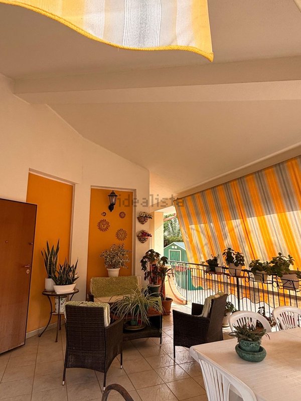 casa indipendente in vendita a Crotone in zona Margherita