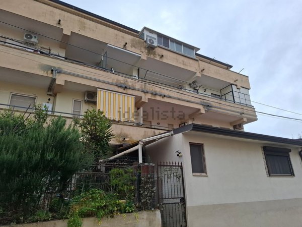 appartamento in vendita a Crotone in zona Farina