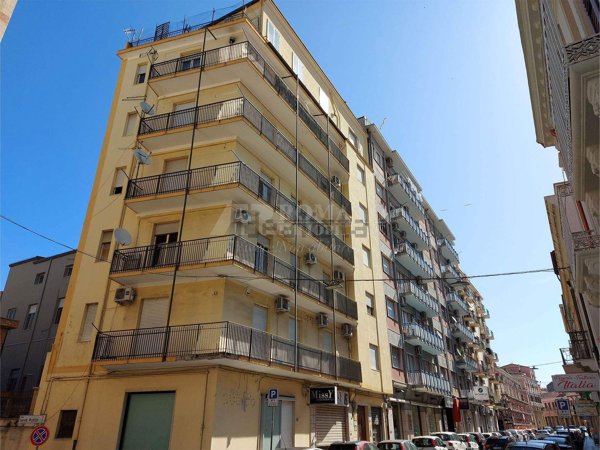 appartamento in vendita a Crotone in zona Centro Città