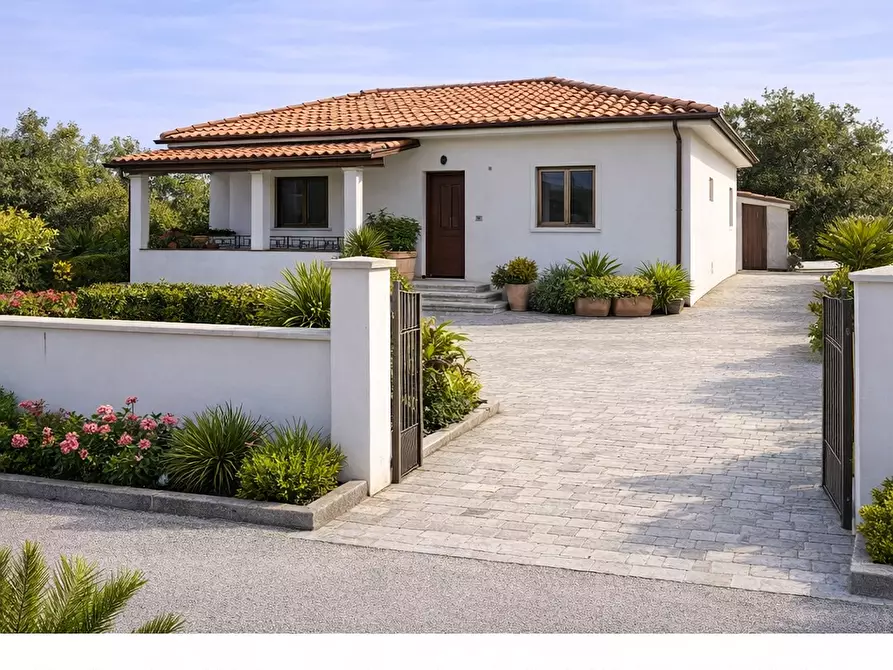 casa indipendente in vendita a Crotone