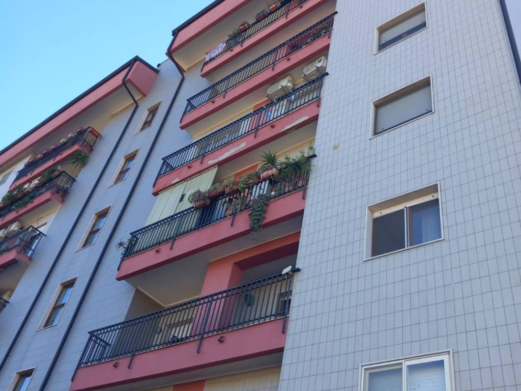 appartamento in vendita a Crotone in zona Tufolo