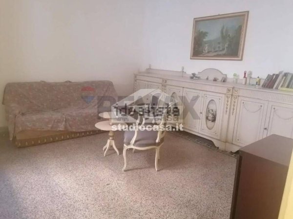 appartamento in vendita a Crotone in zona Centro Città