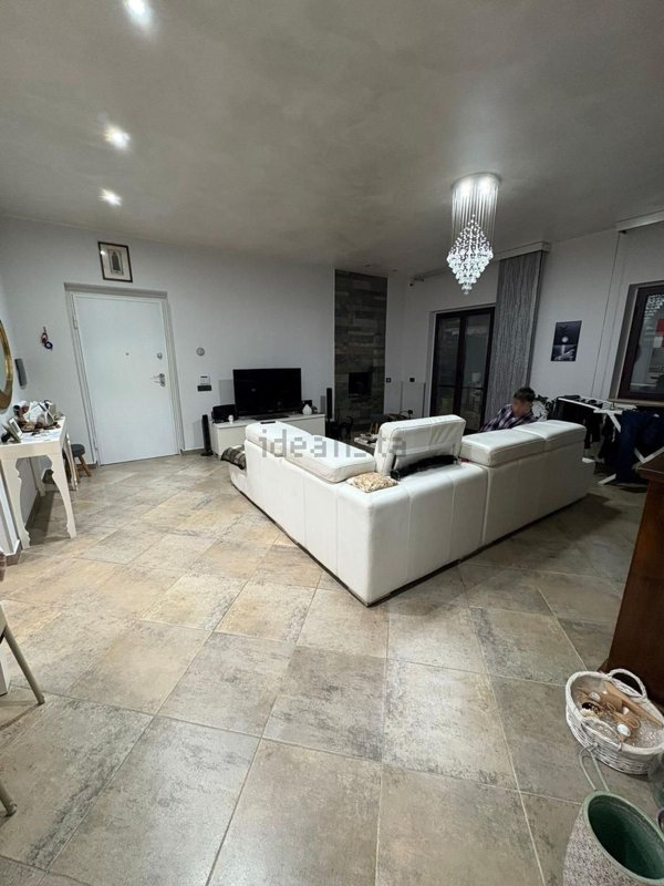 casa indipendente in vendita a Crotone in zona Margherita