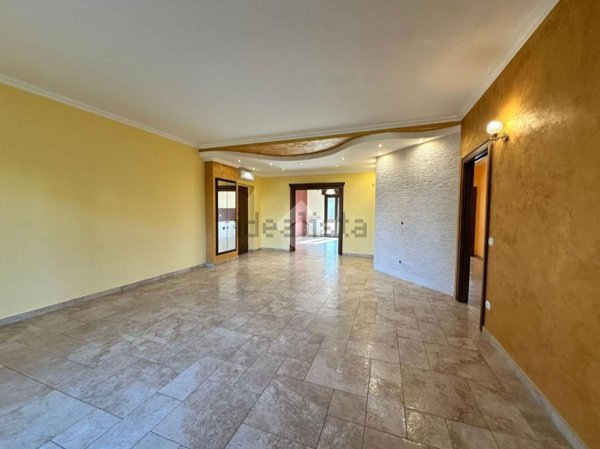 appartamento in vendita a Crotone in zona Tufolo