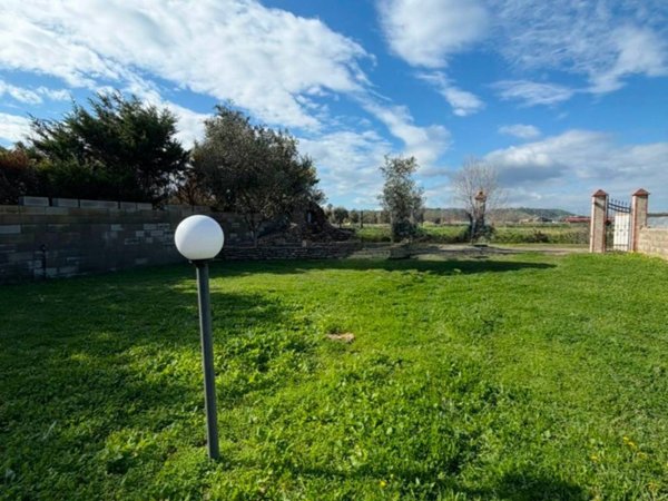 casa indipendente in vendita a Crotone