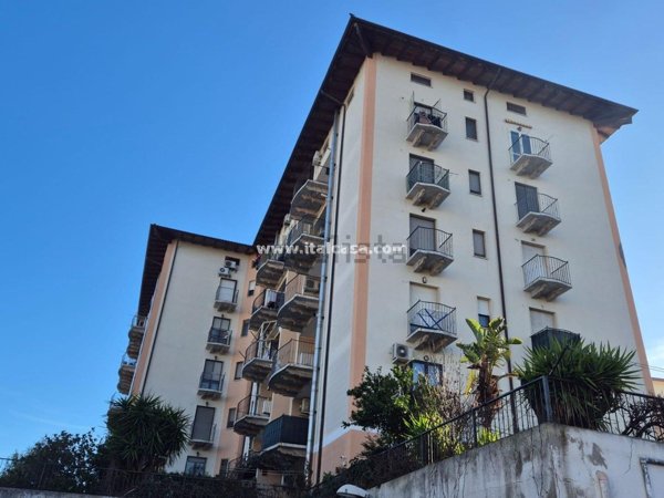 appartamento in vendita a Crotone in zona Farina
