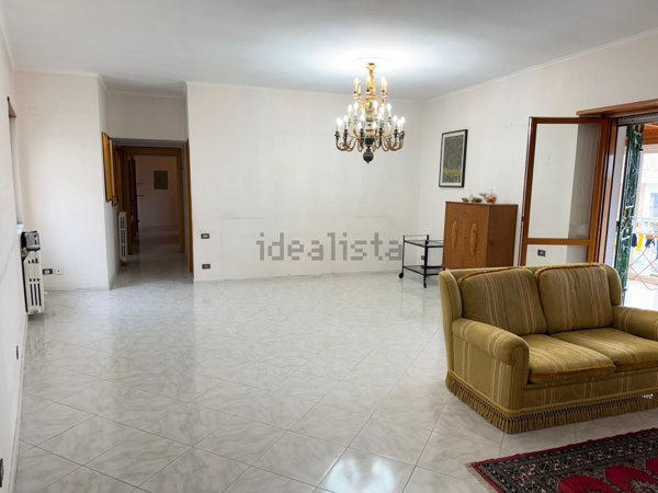 appartamento in vendita a Crotone in zona Centro Città