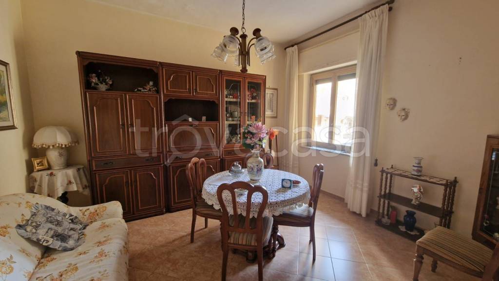 appartamento in vendita a Crotone in zona Margherita