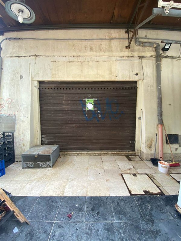 negozio in vendita a Crotone in zona Centro Città