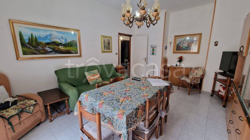 appartamento in vendita a Crotone in zona Margherita