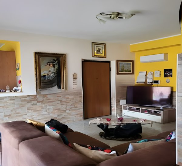 casa indipendente in vendita a Crotone in zona Margherita