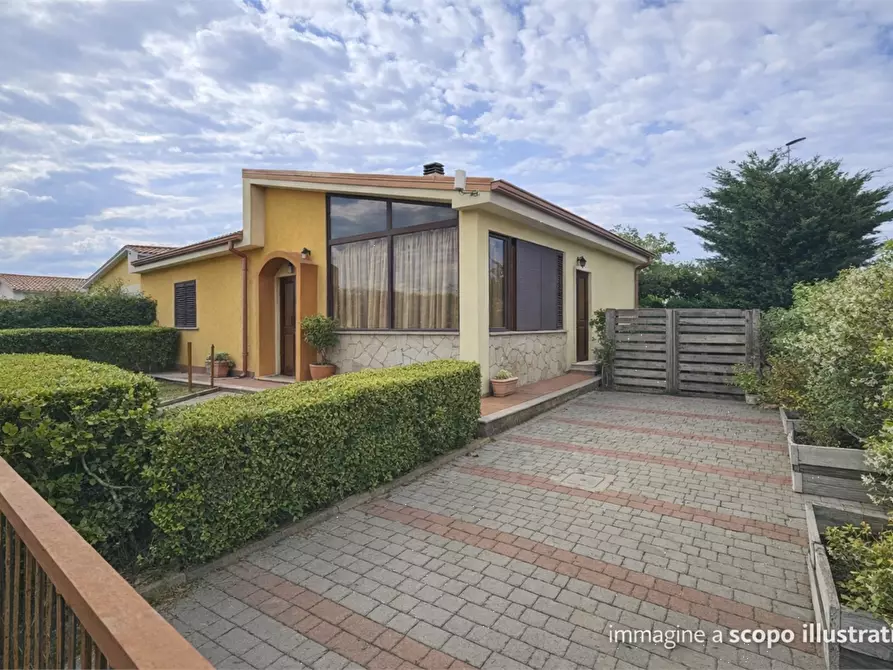 casa indipendente in vendita a Crotone in zona Margherita