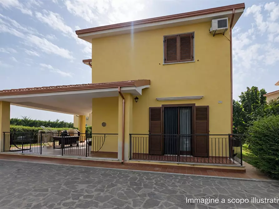 casa indipendente in vendita a Crotone in zona Margherita